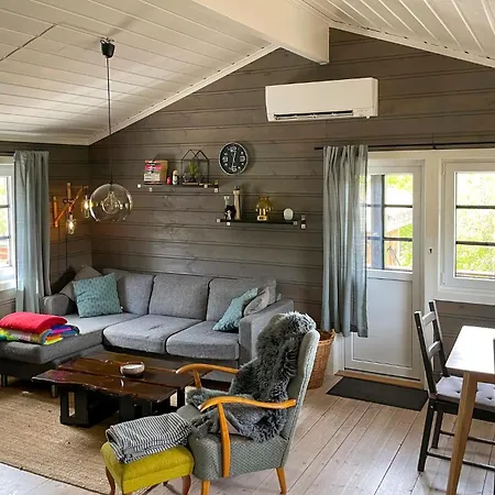 Beautiful In Сasa de vacaciones Tingvatn