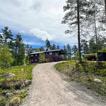 Beautiful In Tingvatn